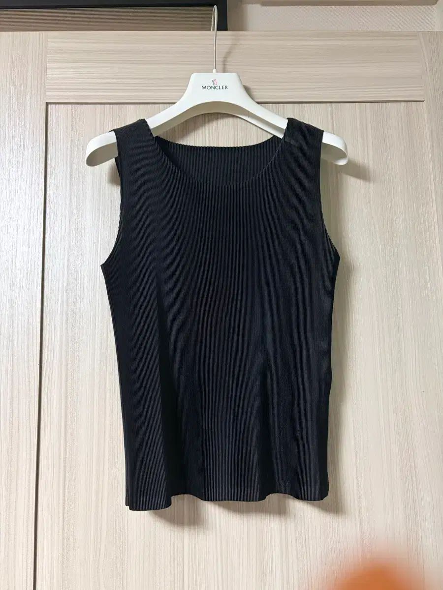 (正規品)プリーツプリーズ ノースリーブ