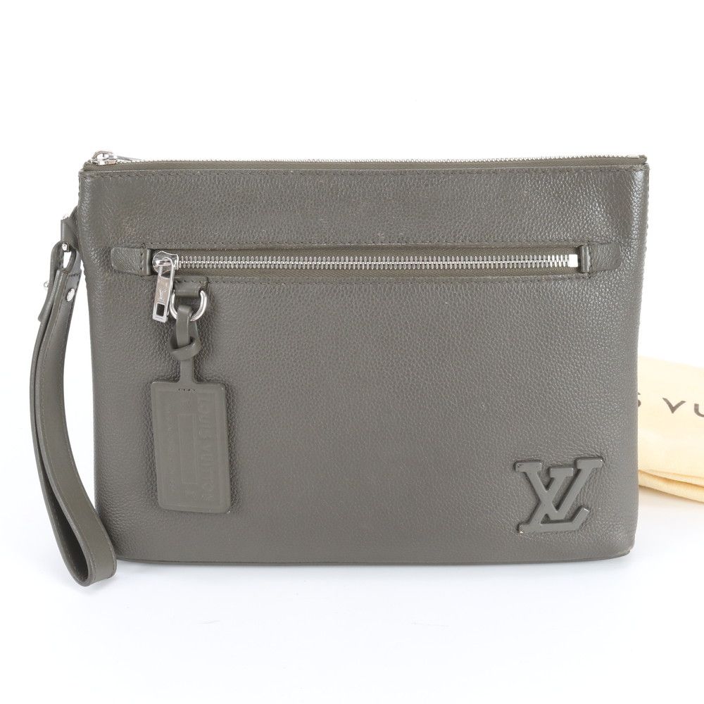 極美品 ルイヴィトン LV アエログラム テイクオフ ポーチ M81735 レザー セカンドバッグ クラッチ ポーチ 通勤 メンズ EBE EA4-8【中古】