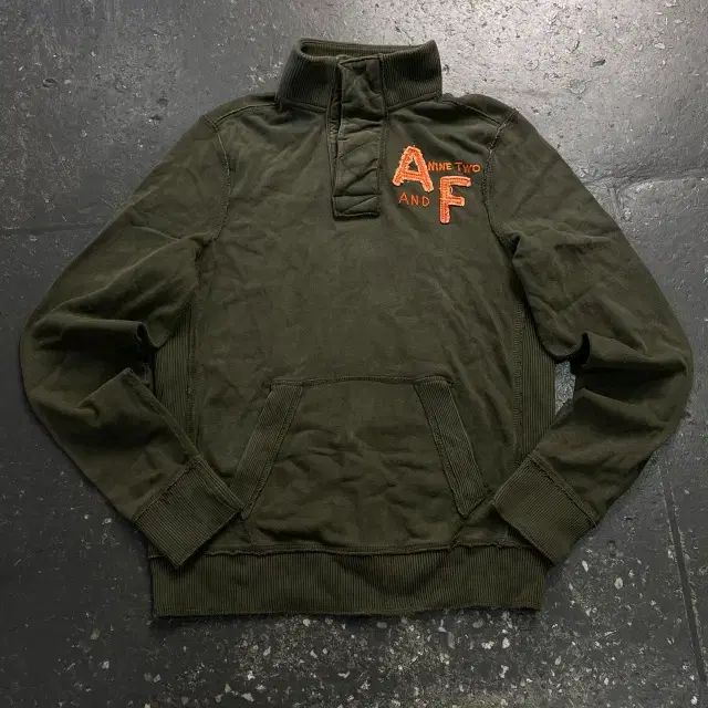 100 Abercrombie アバクロンビー ハーフボタン スウェット