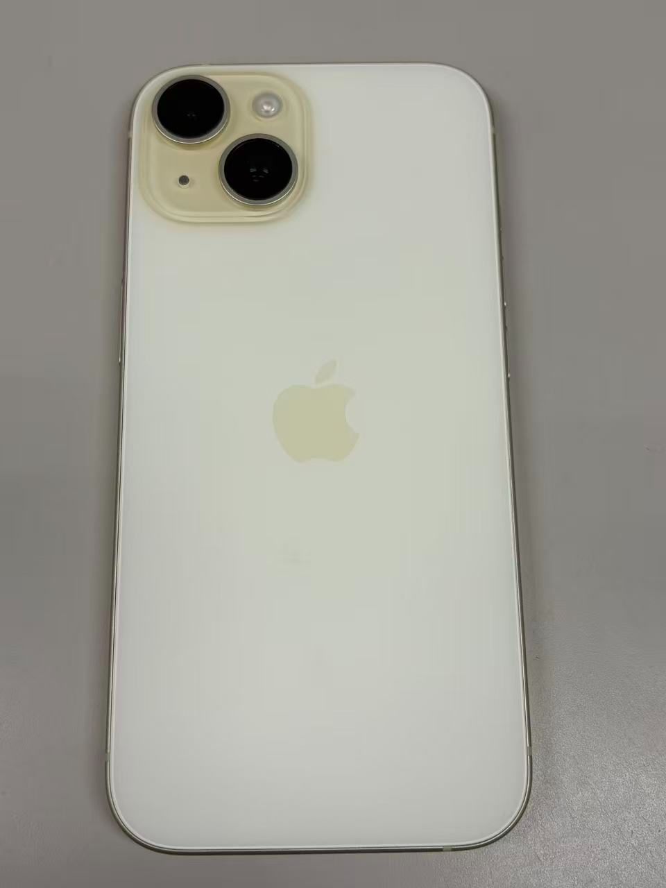 美品 電池87%SIMフリー iPhone15 128GB イエロー