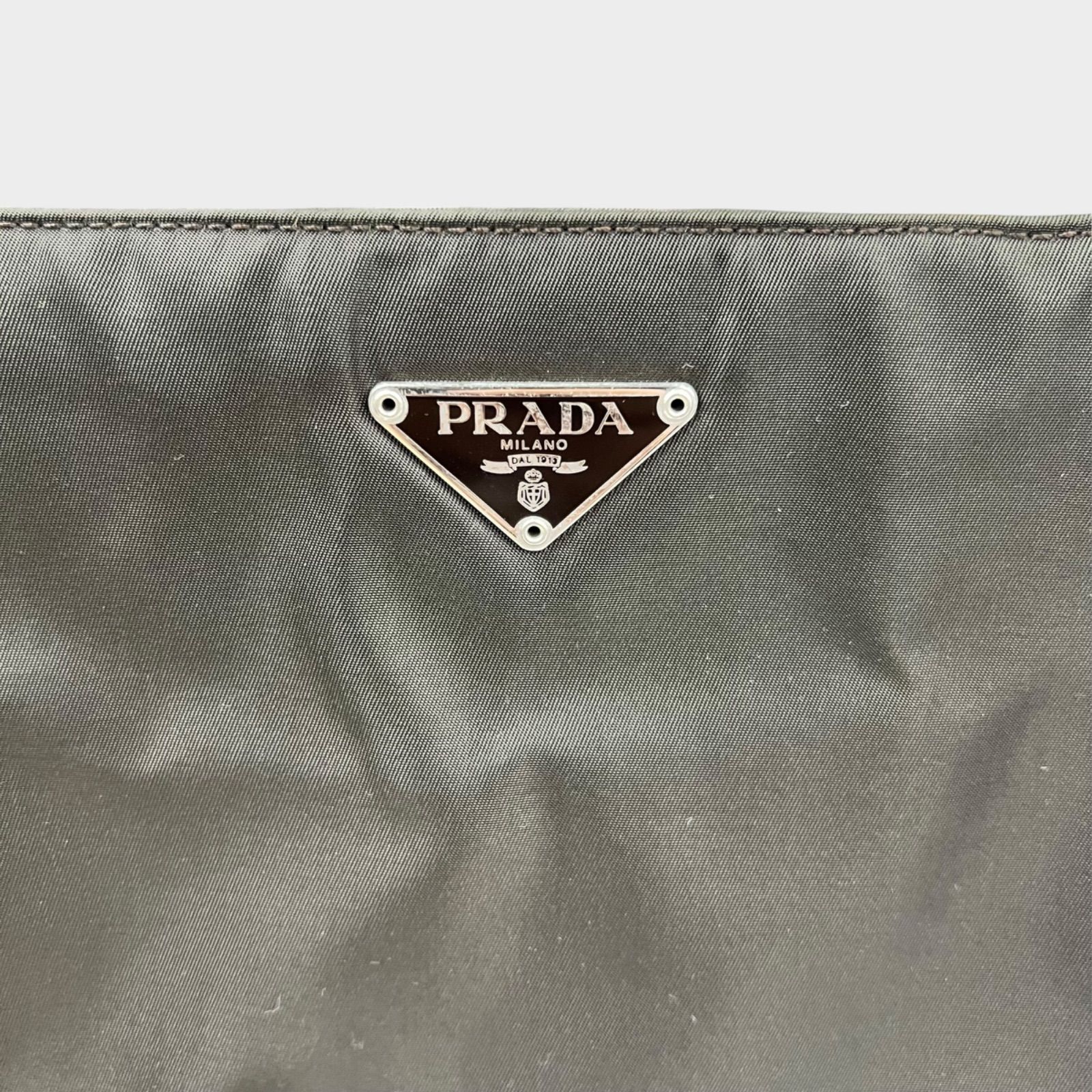 PRADA プラダ ナイロン ワンショルダーバッグ 三角ロゴプレート 