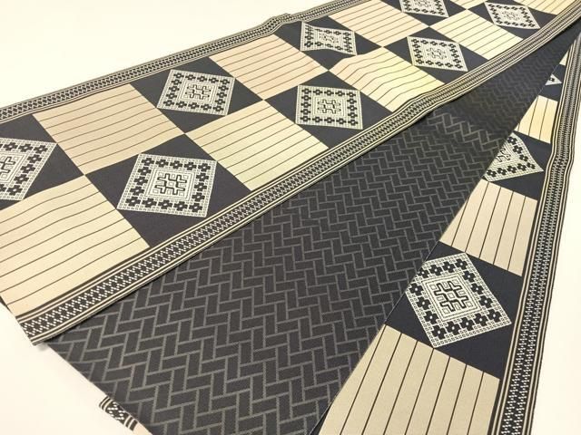 平和屋着物●両面　全通柄袋帯　市松吉祥文　三越扱い　正絹　逸品　CABG1892vp