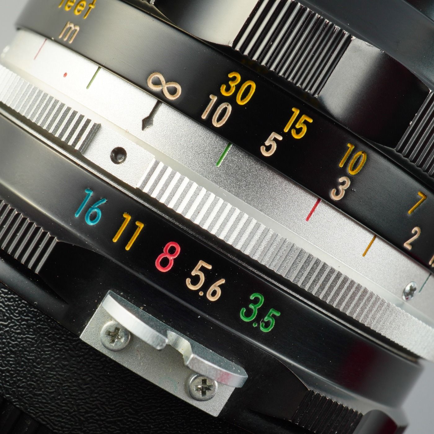Nikon ニコン 非Ai Nikkor H.C Auto 28mm F/3.5 単焦点レンズ - メルカリ Nikon ニコン 非Ai Nikkor H.C Auto 28mm F/3.5 単焦点レンズ - メルカリ