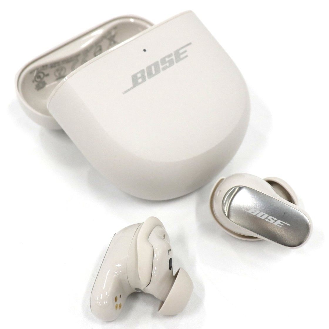 中古 Bose QuietComfort Ultra Earbuds(第2世代) ワイヤレスイヤホン qc-ultra-earbuds-2-w ホワイトスモーク 【可(C)】