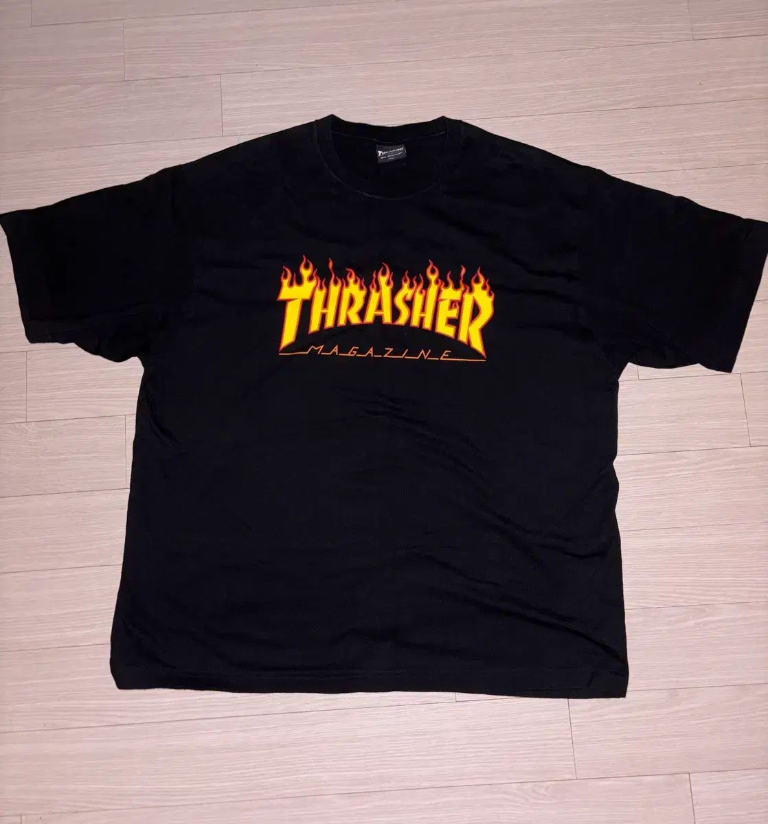 THRASHER Tシャツ