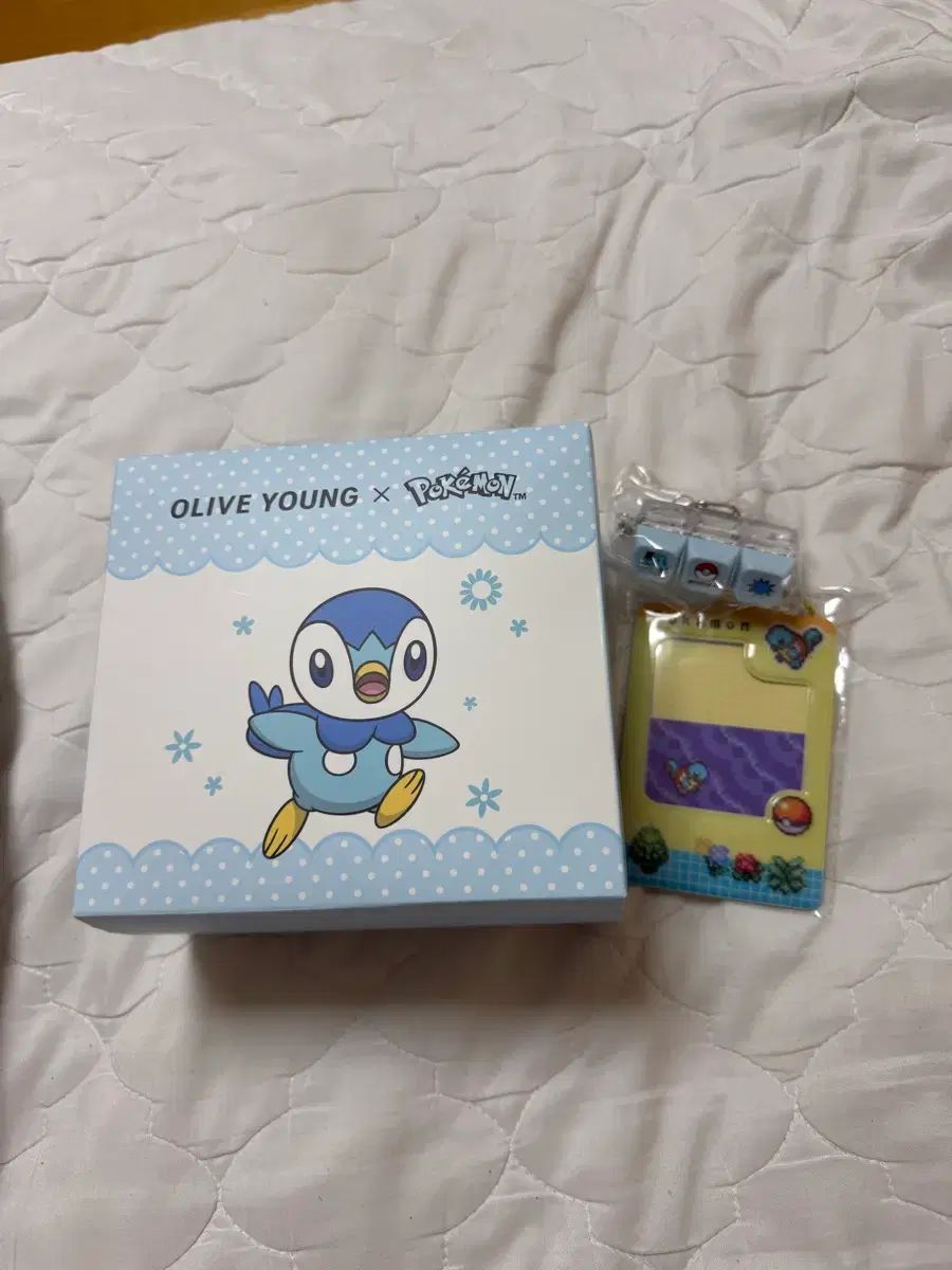 オリーブヤング ポケットモンスター キーキャップ カードウォレット ポーチ