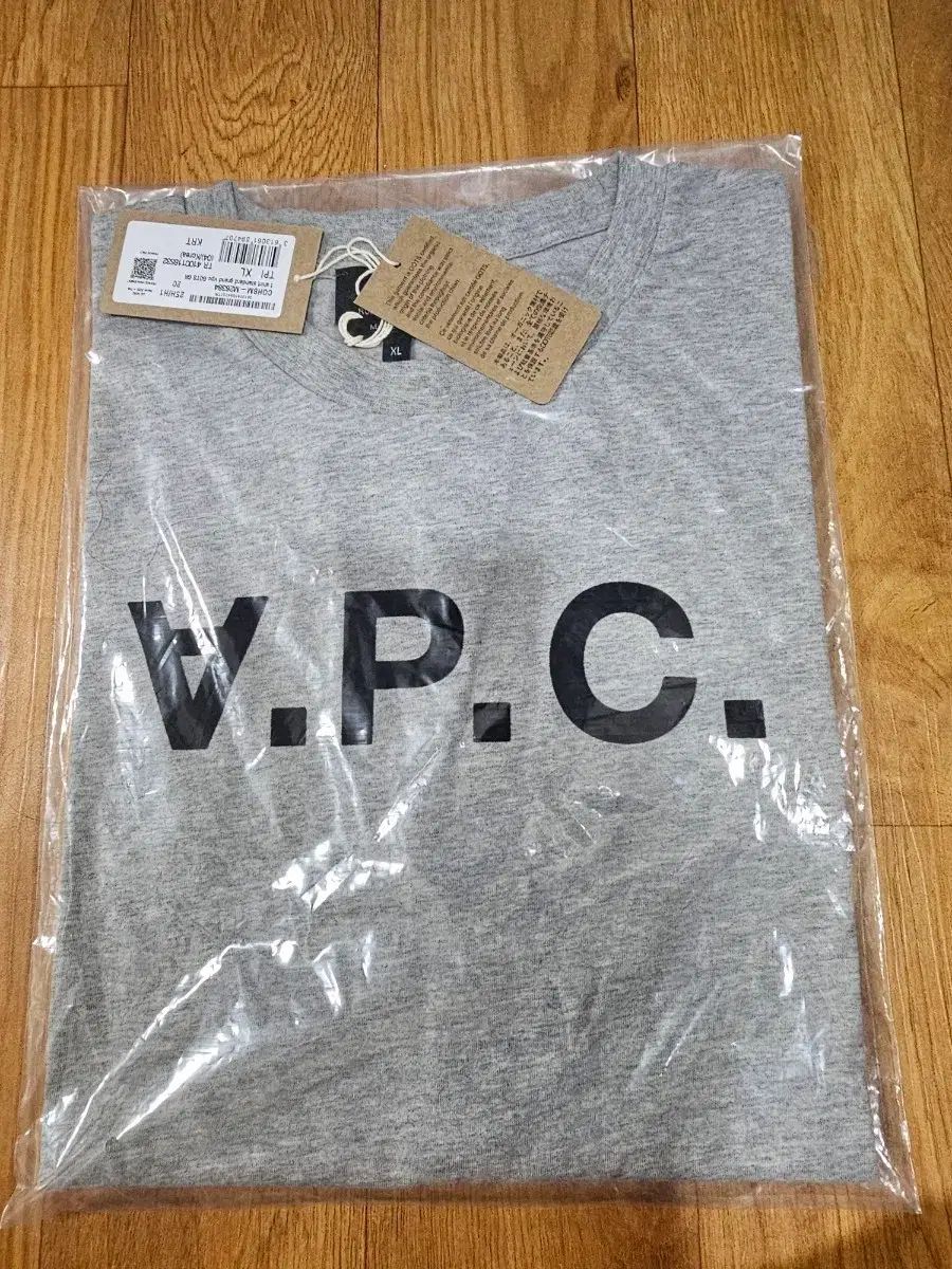A.P.C. アーペーセー 半袖Tシャツ グレー XL