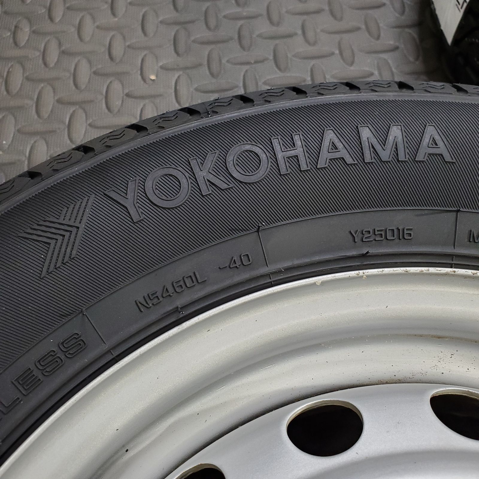 26年製 新品タイヤ 145/80R12 80/78N LT ヨコハマ スーパーバン356(夏 26年製 新品タイヤ 145/80R12 80/78N LT ヨコハマ スーパーバン356(夏
