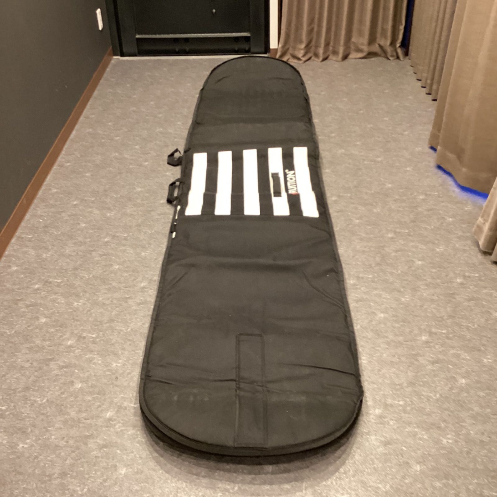 Fruition　サーフボードハードケース　9’6”　ブラック×ストライプ　未発売品