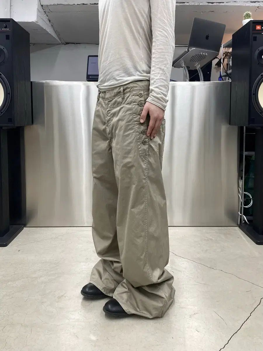 ズッカ 03SS サイド ボタン ワイド パンツ