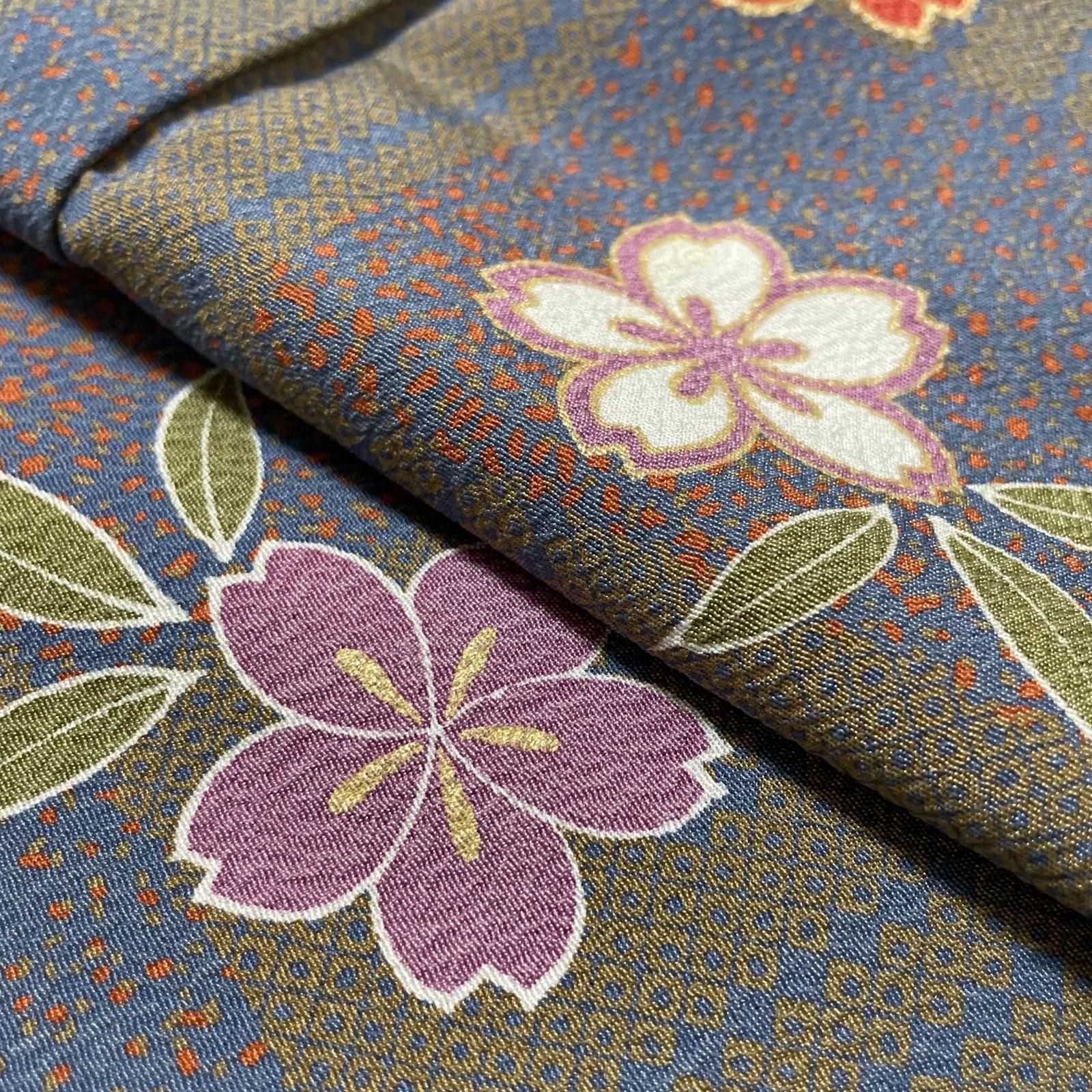 小紋 裄66.5 市松模様に桜 着物 化繊 X-1779 5,950円