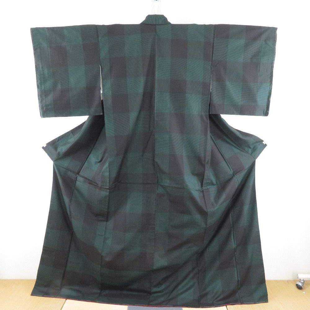 紬 着物 緑色ｘ黒色 市松模様 袷 広衿 正絹 カジュアル 仕立て上がり着物 身丈170cm