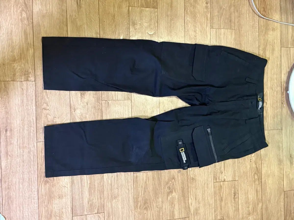 状態良し) National Geographic(ナショナルジオグラフィック) ズボン(m) 出品