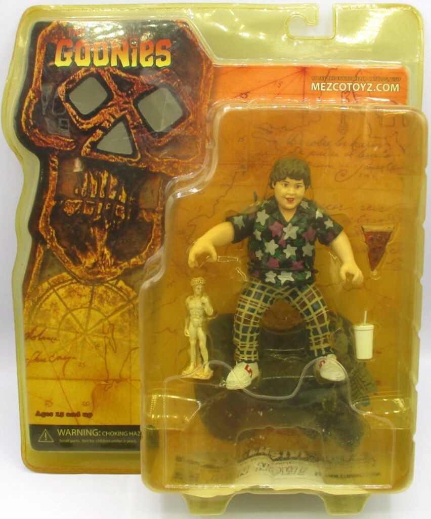 MEZCO (ACTION FIGURE) CHUNK