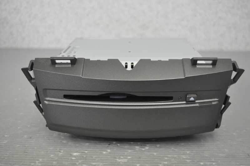 HDDナビユニット カーナビ ナビ (RB1) オデッセイ アブソルート 後期 39540-SFE-N213-M1 s024264B