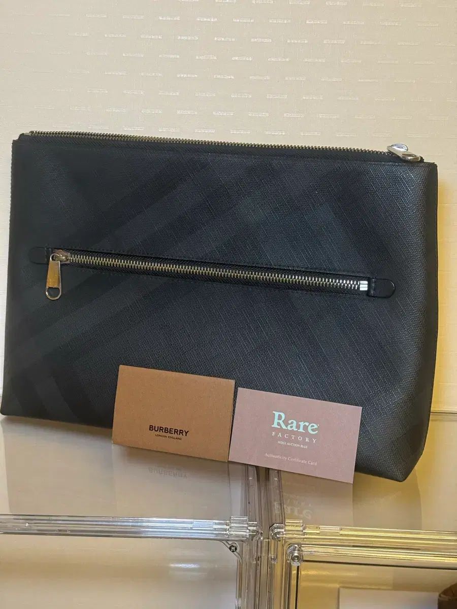 Burberry(バーバリー) クラッチバッグ
