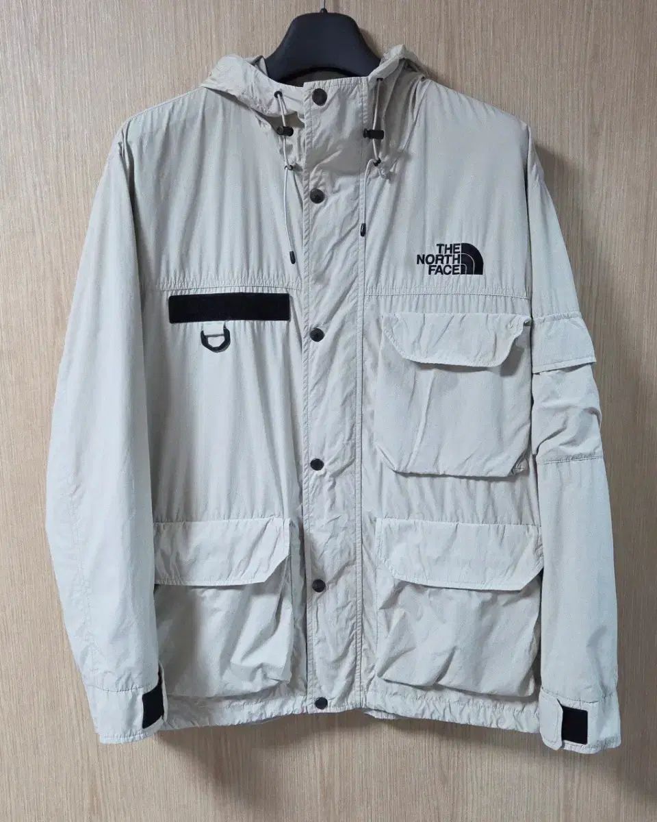 (着用画像) THE NORTH FACE ザノースフェイス スターニング ウィンドブレーカー ユーティリティ ジャケット