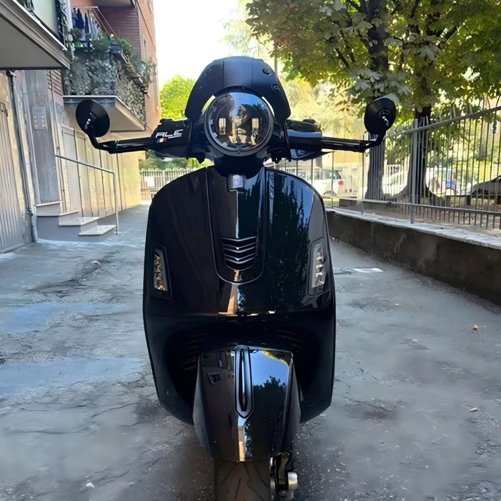 【送料無料】ベスパ(Vespa) GTS300/Super 2018-2022専用 フロントウインドシールド(風防スクリーン) ABS製 ブラック/グレー/シルバー 防風・耐衝撃・メーター保護 スタイリッシュな外観 簡単取付 高耐久高品質 ドレスアップ効果抜群 【送料無料】ベスパ(Vespa) GTS300/Super 2018-2022専用 フロントウインドシールド(風防スクリーン) ABS製 ブラック/グレー/シルバー 防風・耐衝撃・メーター保護 スタイリッシュな外観 簡単取付 高耐久高品質 ドレスアップ効果抜群