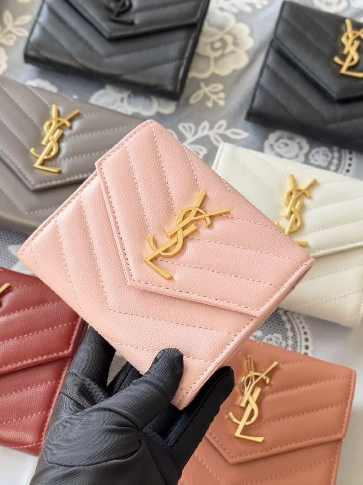 新品未使用 YSL 財布[本日特価|新品未使用品]