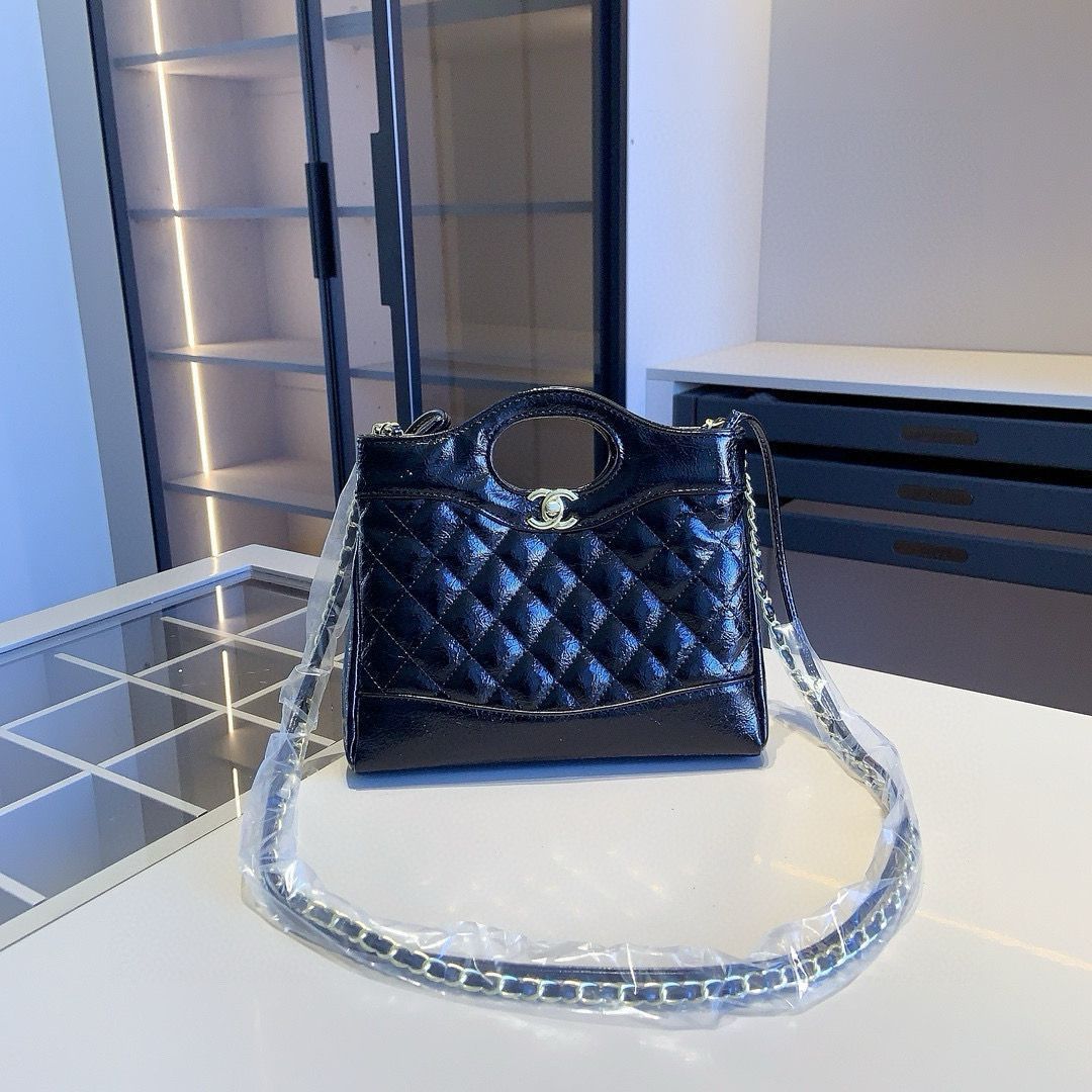 【今日特価】Chanel X613 3点セット, 31バッグ＆ラウンドバッグ＆ウォレット, ホワイト, 超お得なセット！ [本日特価|新品未使用品]