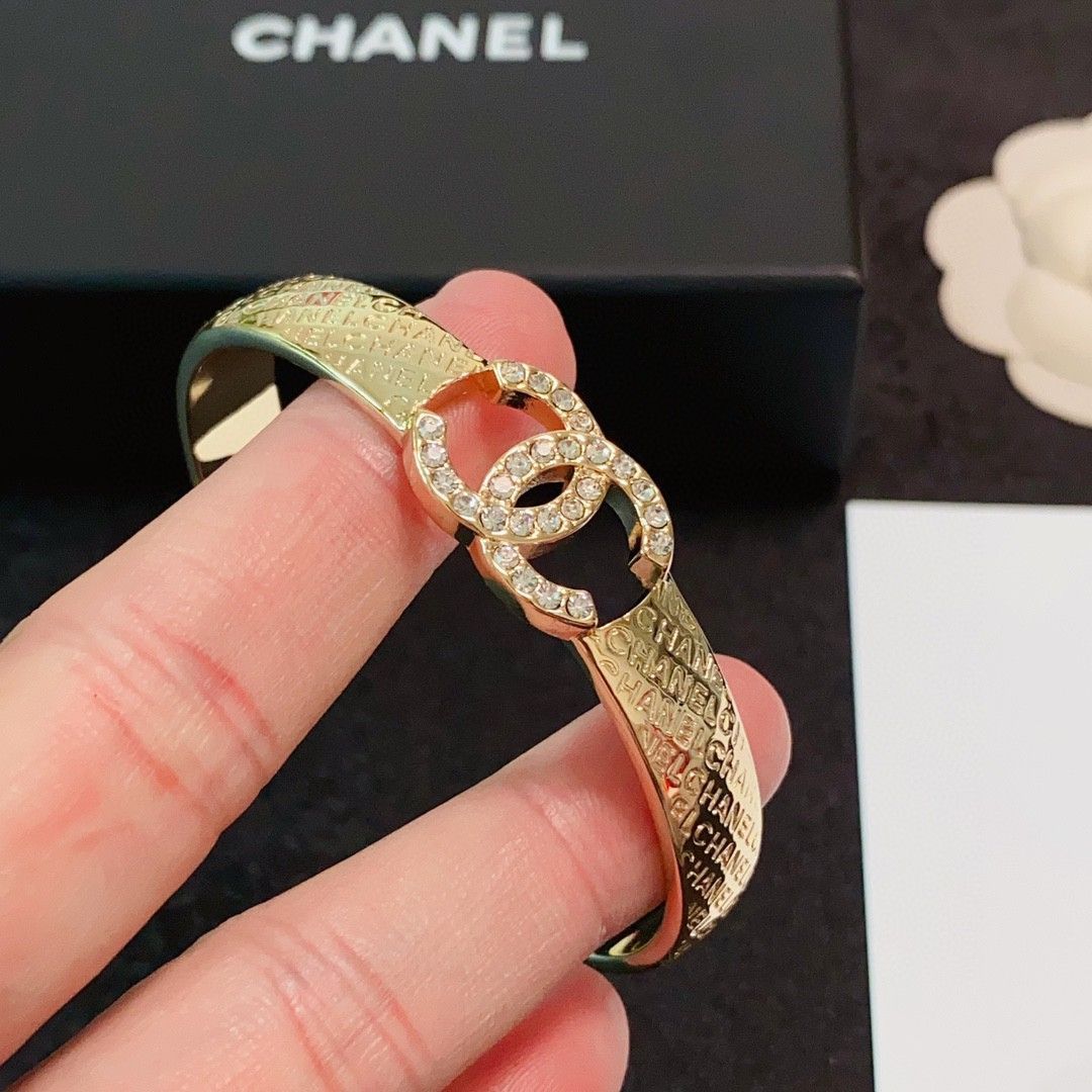 【今日特価】CHANEL 最新モデル C サイン ローゼゴールド ブレスレット マイクロセット ストーン