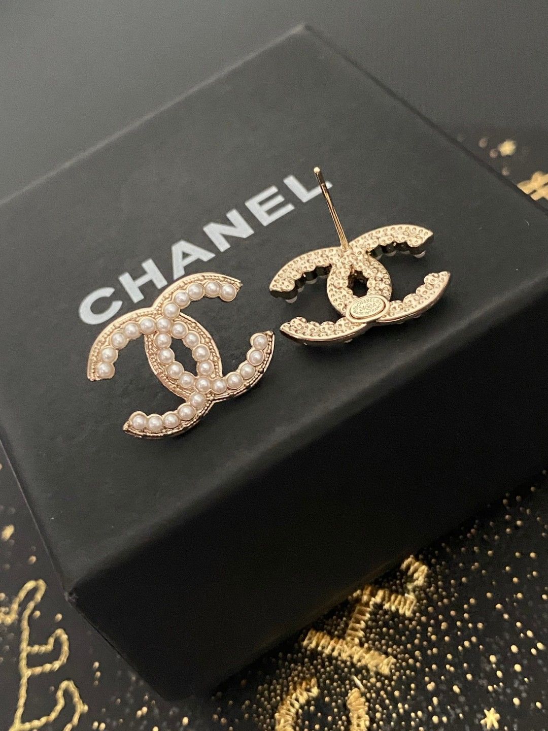 【今日特価】Chanel ヴィンテージ ダブル C ピアス 送料無料 限定価格