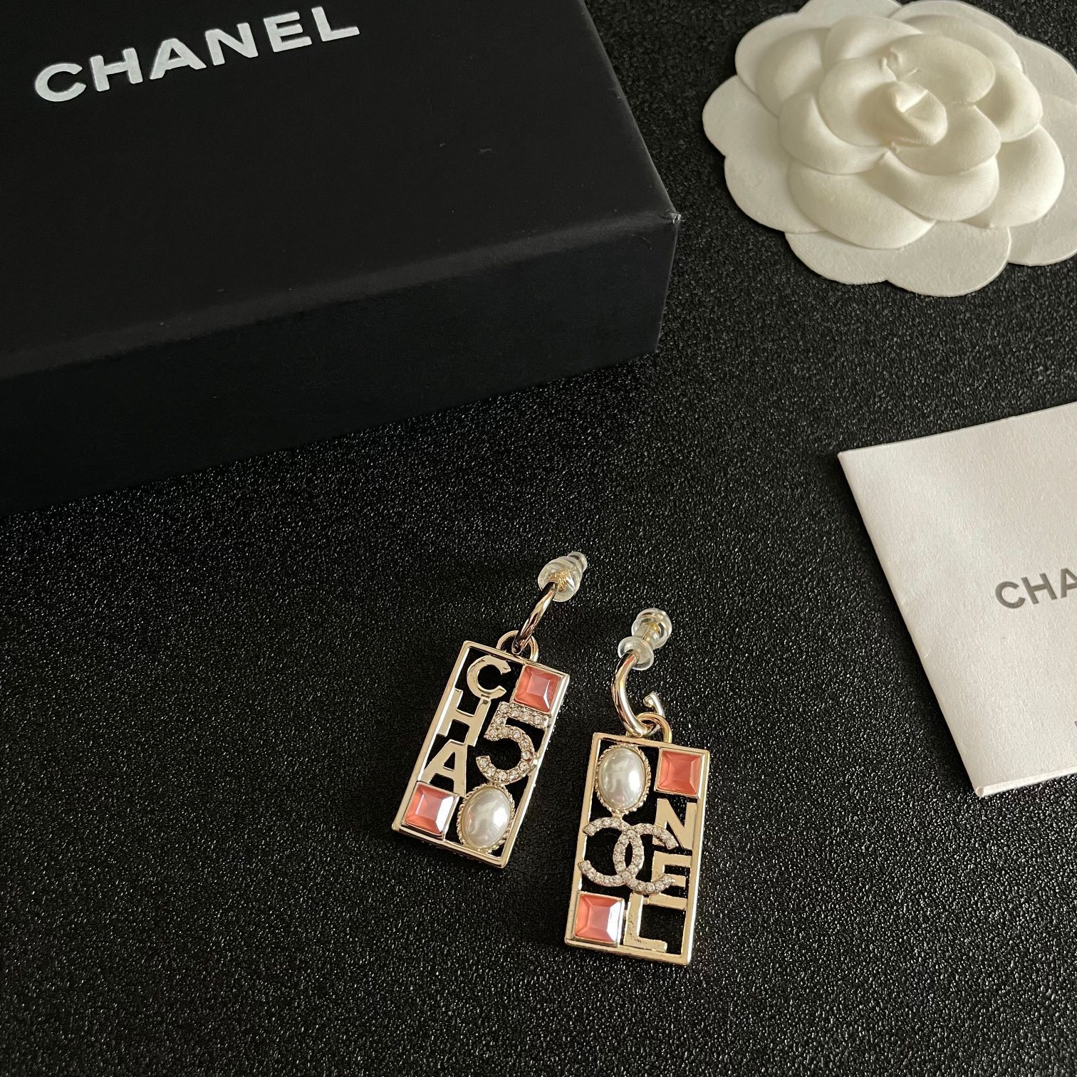 【今日特価】CHANEL シャネル 中古 ダブル C イヤリング オリジナルロゴリプリカ 送料無料！在庫限定セール価格！
