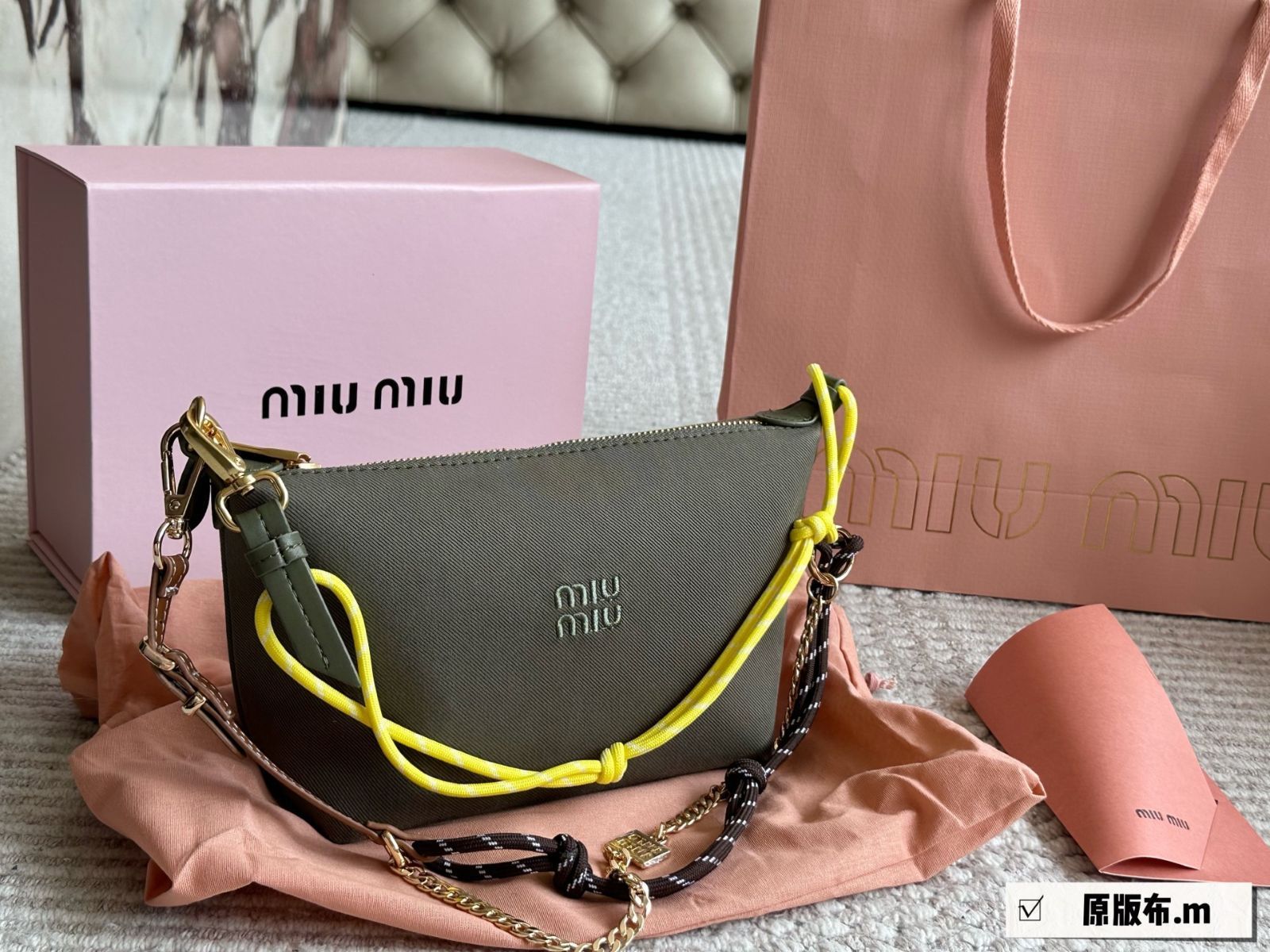 【今日特価】Trendy Miu Miu トレンディミュウミュウ サーフロープキャンバス ランチボックスバッグ-WTO輸入3