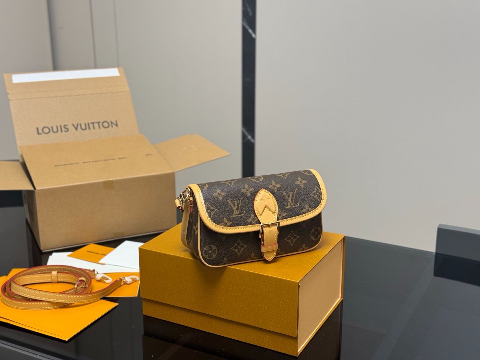 【今日特価】LV Diane ルイヴィトン ダイアン ファジーバッグ Nano-WTO輸入1