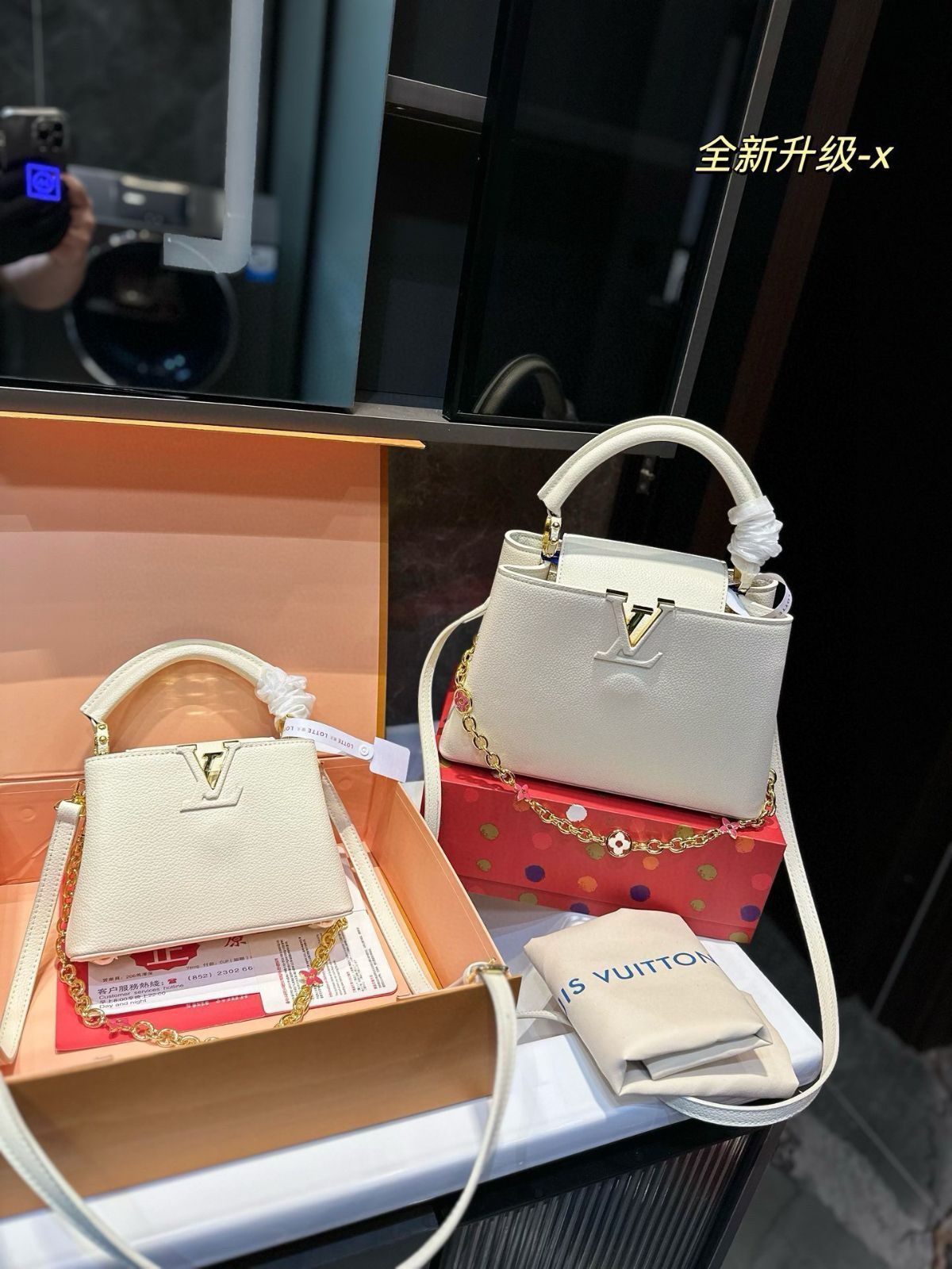 【今日特価】LVCapucines ハンドバッグ 送料無料!在庫限定価格 【今日特価】LVCapucines ハンドバッグ 送料無料!在庫限定価格