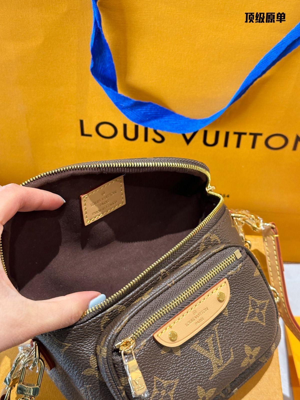 【Louis Vuitton】今日特価!Mini Bumbag ハンドバッグ 送料無料 限定在庫のお得な価格です!-WT0輸入 【Louis Vuitton】今日特価!Mini Bumbag ハンドバッグ 送料無料 限定在庫のお得な価格です!-WT0輸入