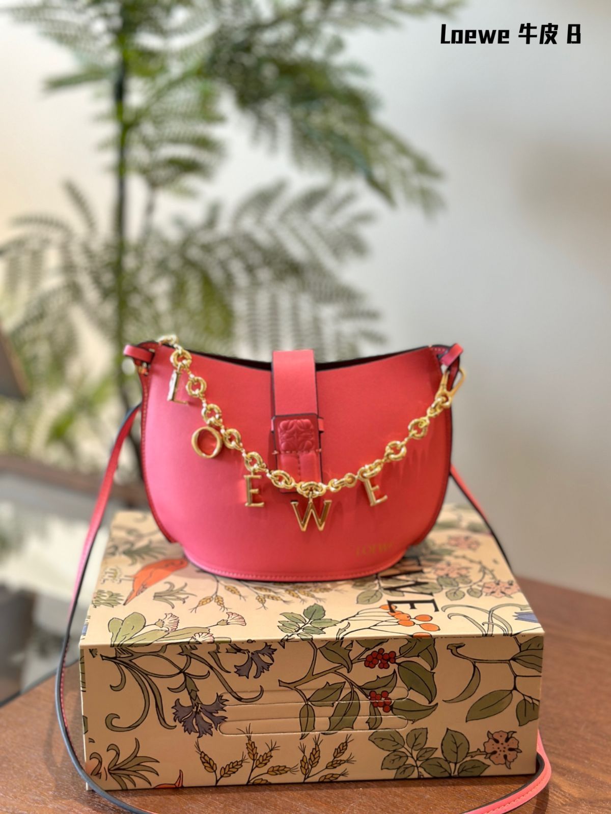 今日特価 LOEWE モルデッド バケツ バッグ 超可愛い小さなバケツバッグ-WT0輸入-WT0輸入1 今日特価 LOEWE モルデッド バケツ バッグ 超可愛い小さなバケツバッグ-WT0輸入-WT0輸入1