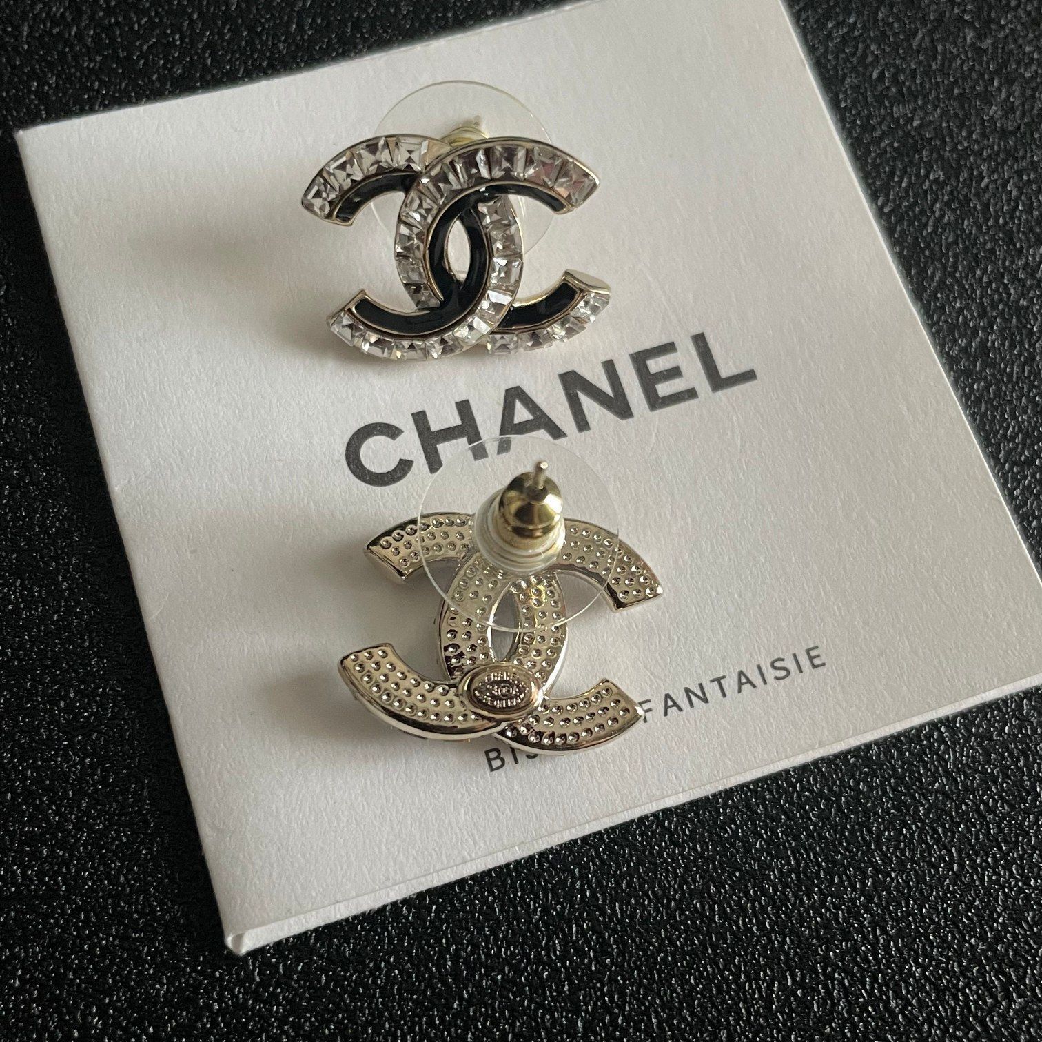 【今日特価】CHANEL ヴィンテージ ピアス クラシックエレガントデザイン-MM輸入 【今日特価】CHANEL ヴィンテージ ピアス クラシックエレガントデザイン-MM輸入