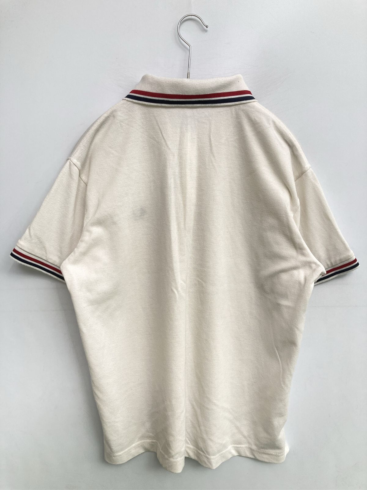 FRED PERRY フレッドペリー ポロシャツ M アイボリー 無地 ワンポイント ブランドロゴ ライン柄 半袖 FRED PERRY フレッドペリー ポロシャツ M アイボリー 無地 ワンポイント ブランドロゴ ライン柄 半袖
