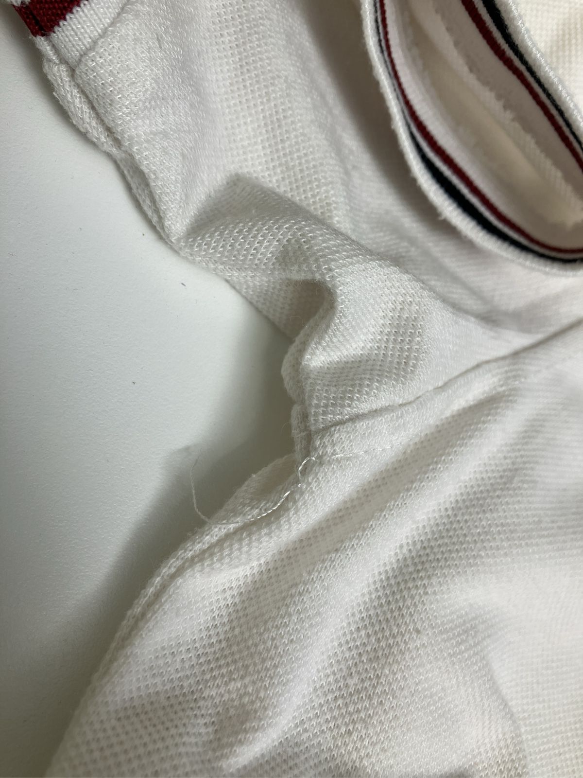 FRED PERRY フレッドペリー ポロシャツ M アイボリー 無地 ワンポイント ブランドロゴ ライン柄 半袖 FRED PERRY フレッドペリー ポロシャツ M アイボリー 無地 ワンポイント ブランドロゴ ライン柄 半袖