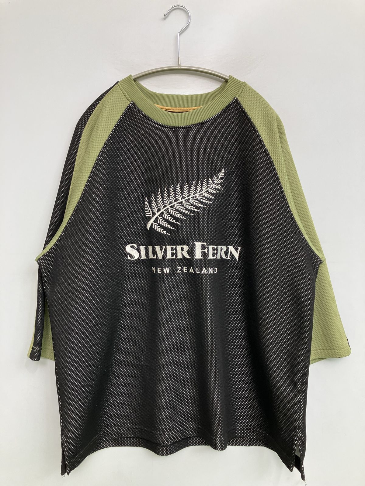 SILVER FERN Tシャツ/カットソー L ブラック 前面プリント ブランドロゴ ミドル丈 半端袖 クルーネック(丸首)