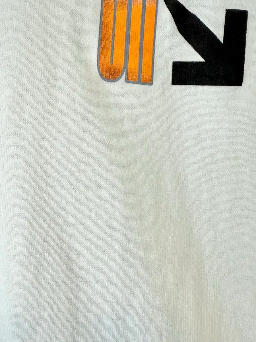 オフホワイト グラデーション 半袖Tシャツ 白 オフホワイト グラデーション 半袖Tシャツ 白
