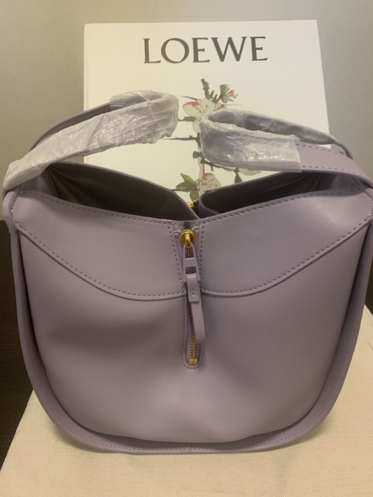 ?本日限定価格?新品LOEWE ハンモックバッグ ?本日限定価格?新品LOEWE ハンモックバッグ