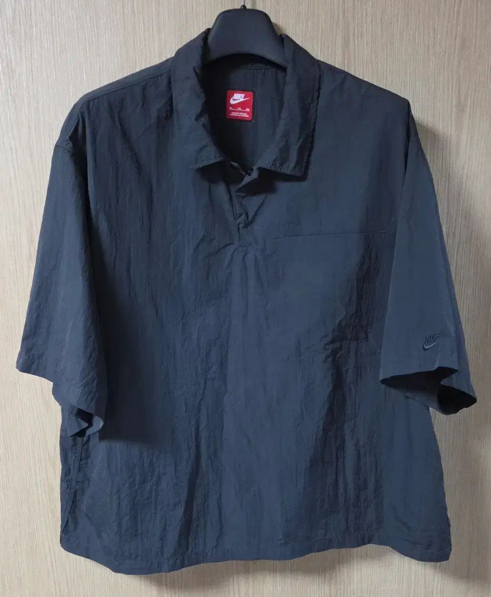 (着用画像) NIKE テック 半袖 Tシャツ UPF ウーブン
