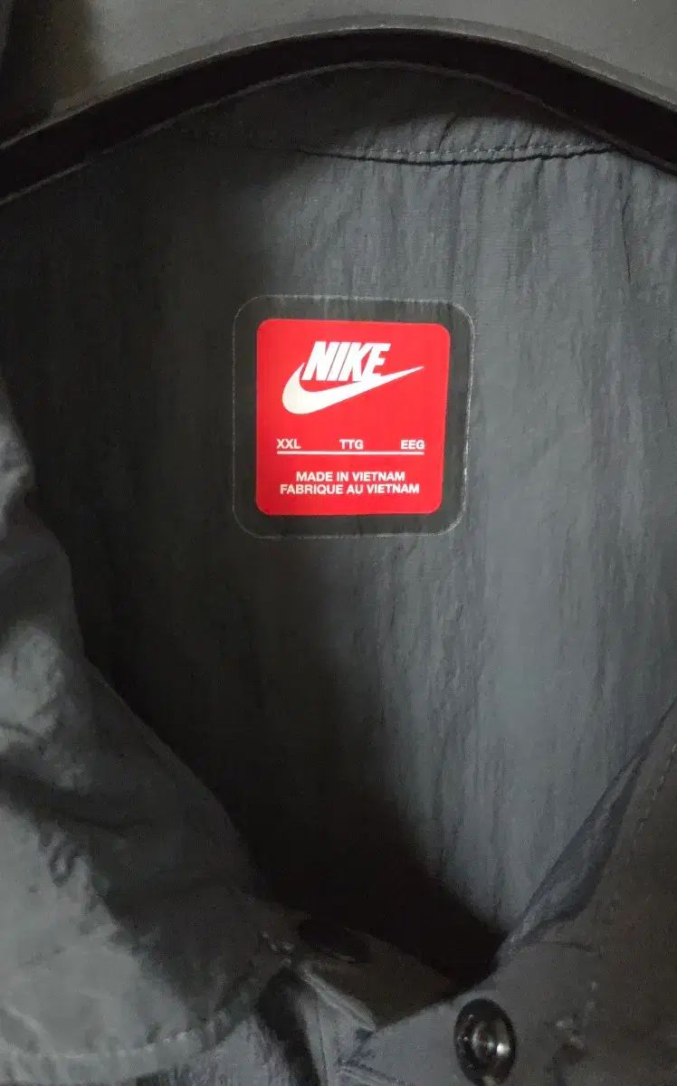 (着用画像) NIKE テック 半袖 Tシャツ UPF ウーブン