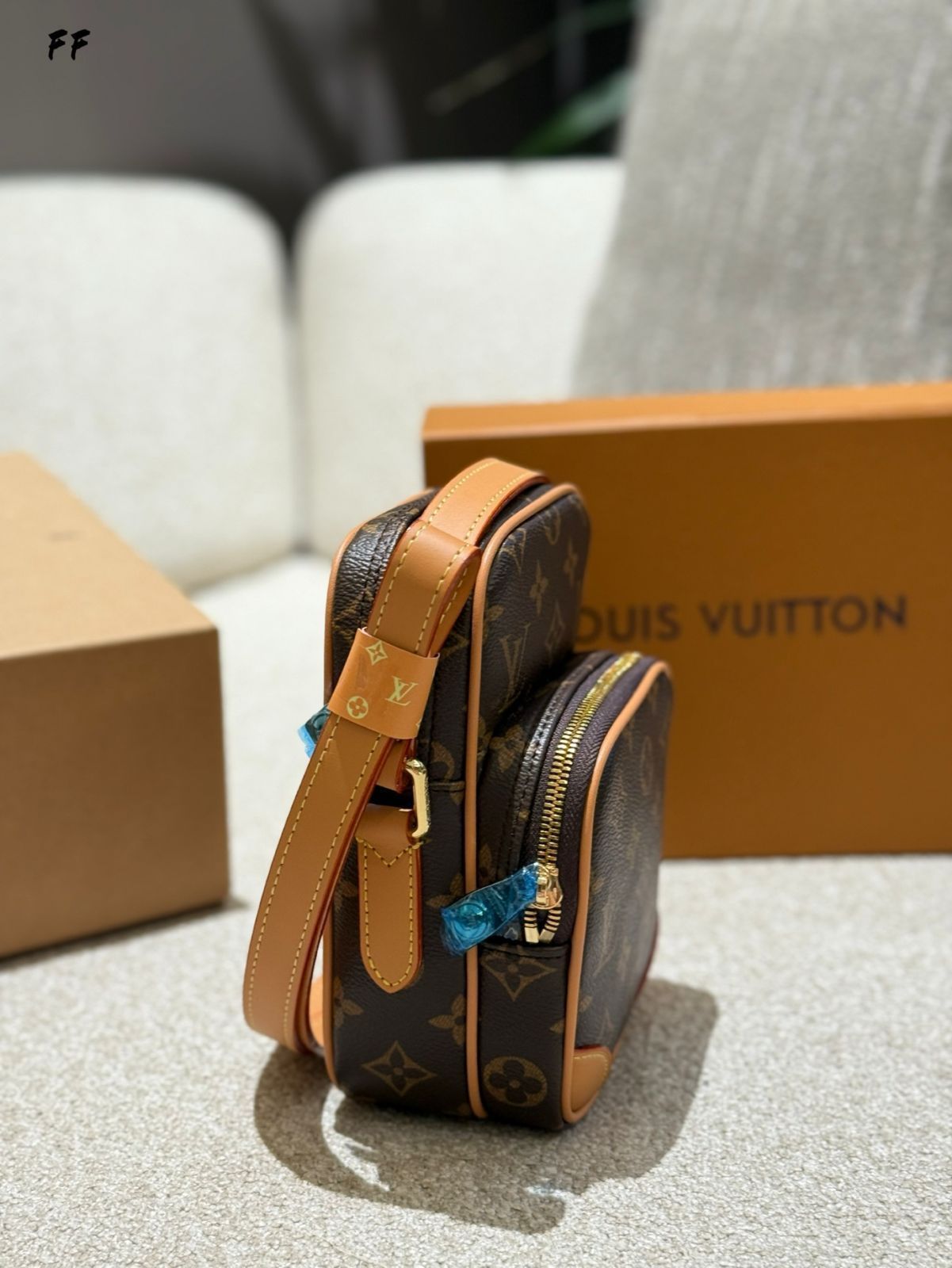 【今日特価】LV M14014 Monogram Amazone Sling Bag - M14014 モノグラム アマゾン スリングバッグ-MM輸入 【今日特価】LV M14014 Monogram Amazone Sling Bag - M14014 モノグラム アマゾン スリングバッグ-MM輸入