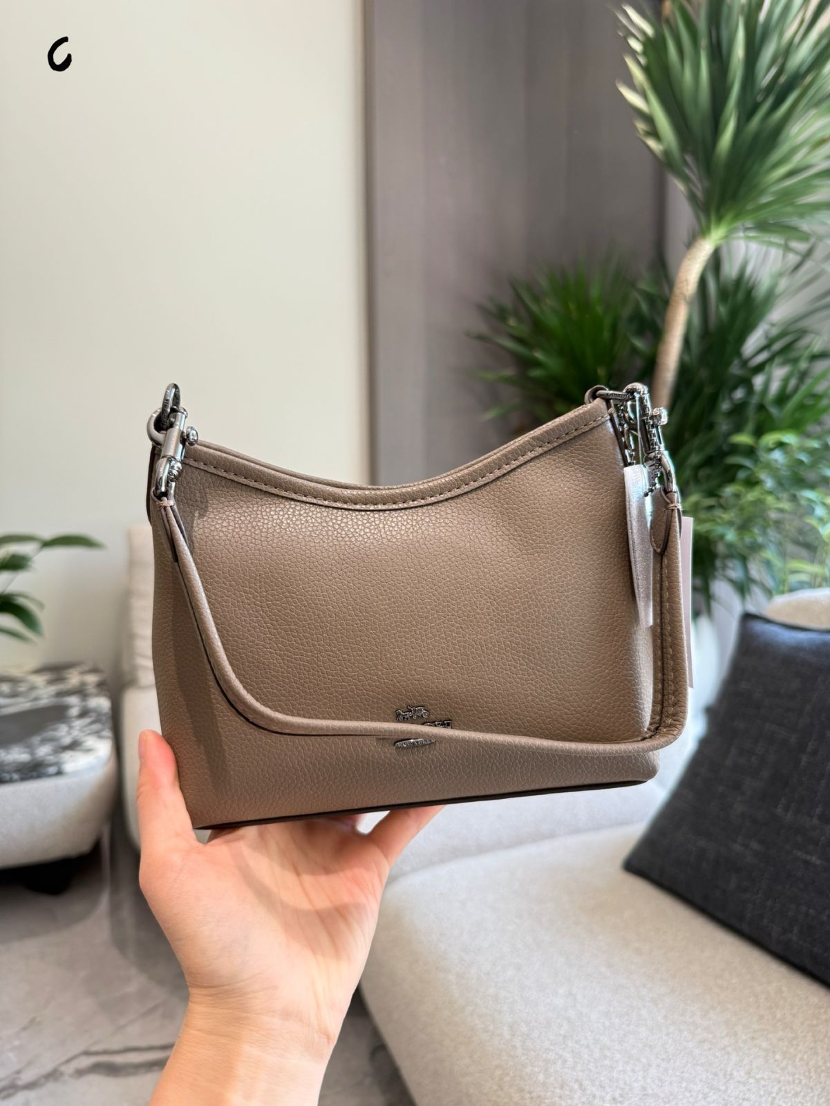 【今日特価】Coach Mini Hobo Bag - コーチ ミニ ホーボーバッグ（ミルクティーカラー）-MM輸入