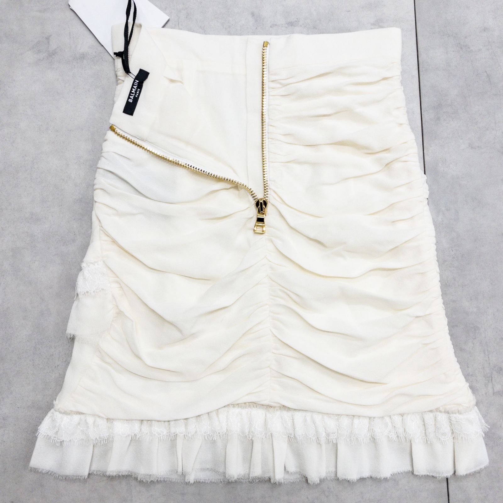 【新品同様】BALMAIN バルマン スカート フリル レース シャーリング ドレープ シルク オフホワイト ブルガリア製 レディース 36 b01162 【新品同様】BALMAIN バルマン スカート フリル レース シャーリング ドレープ シルク オフホワイト ブルガリア製 レディース 36 b01162