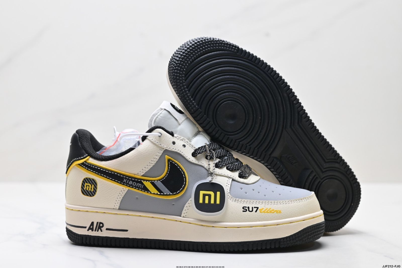 【今日特価】Nike AIR FORCE 1‘07 送料無料 在庫限定セール価格! 【今日特価】Nike AIR FORCE 1‘07 送料無料 在庫限定セール価格!