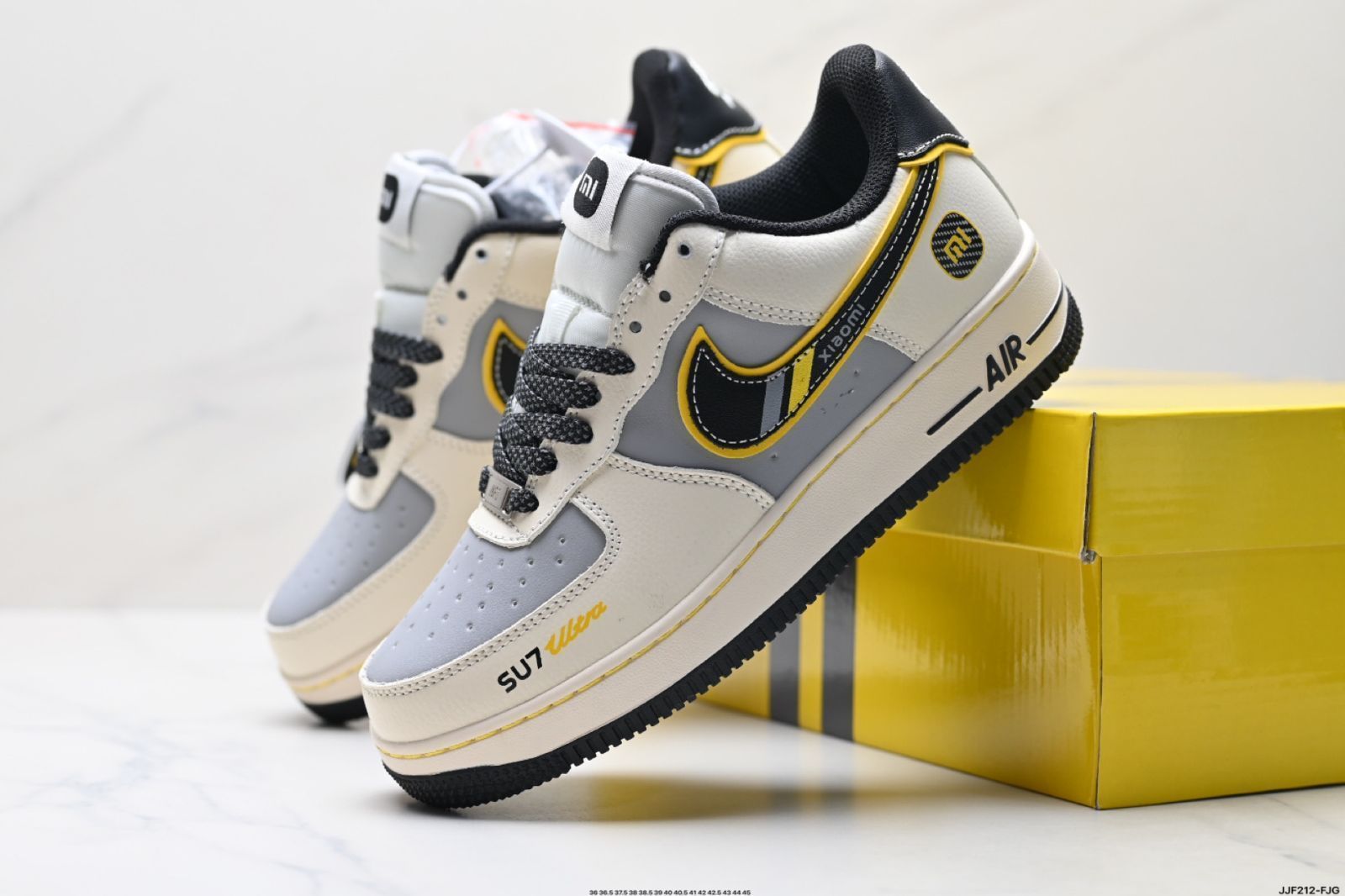 【今日特価】Nike AIR FORCE 1‘07 送料無料 在庫限定セール価格! 【今日特価】Nike AIR FORCE 1‘07 送料無料 在庫限定セール価格!