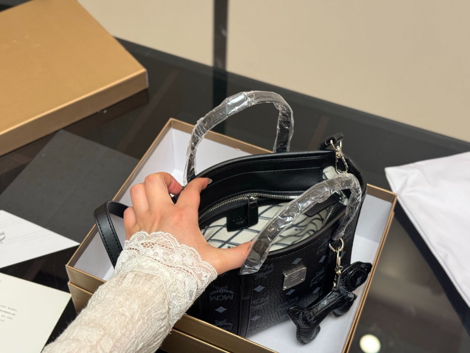 【今日特価】MCM New Market Tote ニューマーケットトート 新作