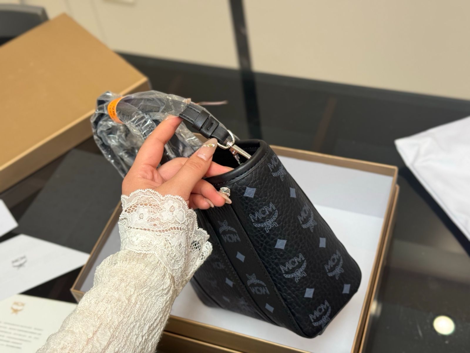 【今日特価】MCM New Market Tote ニューマーケットトート 新作