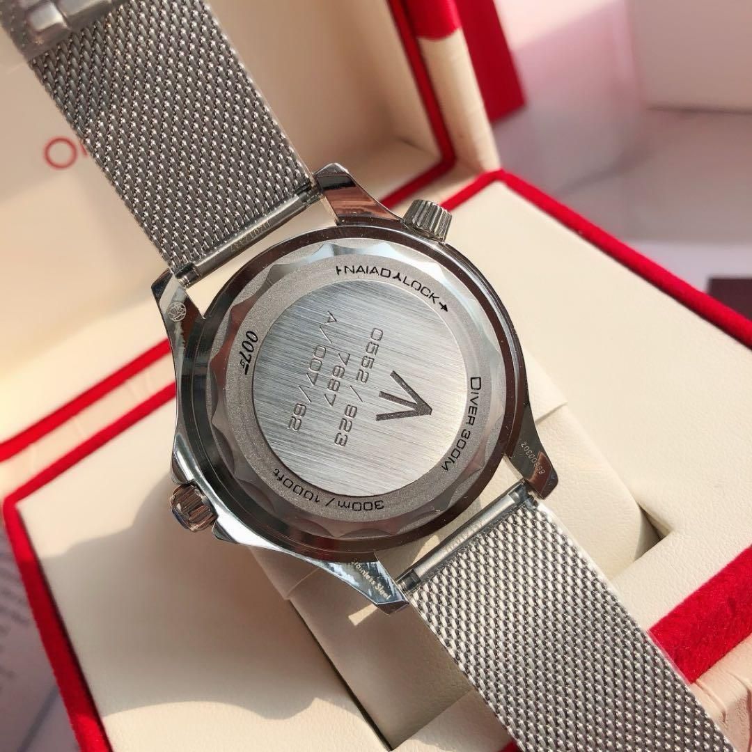 シーマスターダイバー300 (007エディション) 自動巻き.&.|本日限定特価|新品未使用 シーマスターダイバー300 (007エディション) 自動巻き.&.|本日限定特価|新品未使用