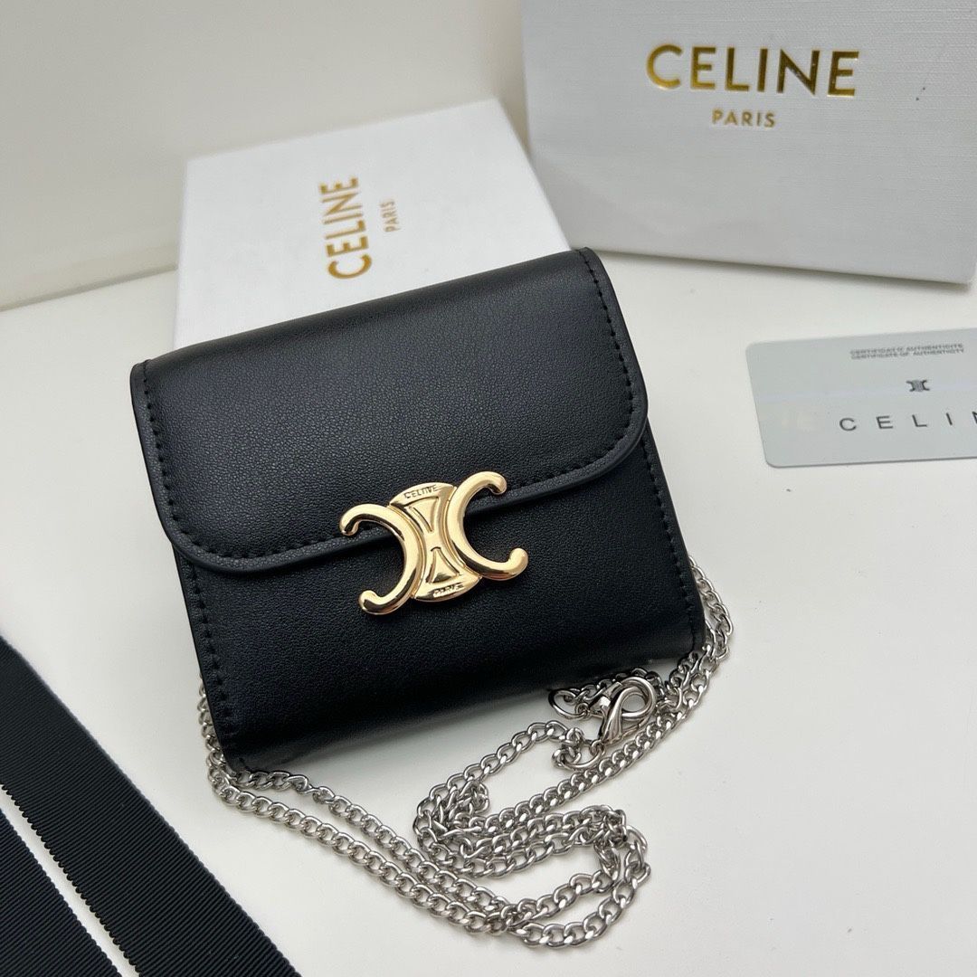 【本日限定】?Celine トリオンフ チェーンウォレット 10783 ? 高級本革＆チェーン付き！マルチ使い可能[本日特価|新品未使用品]