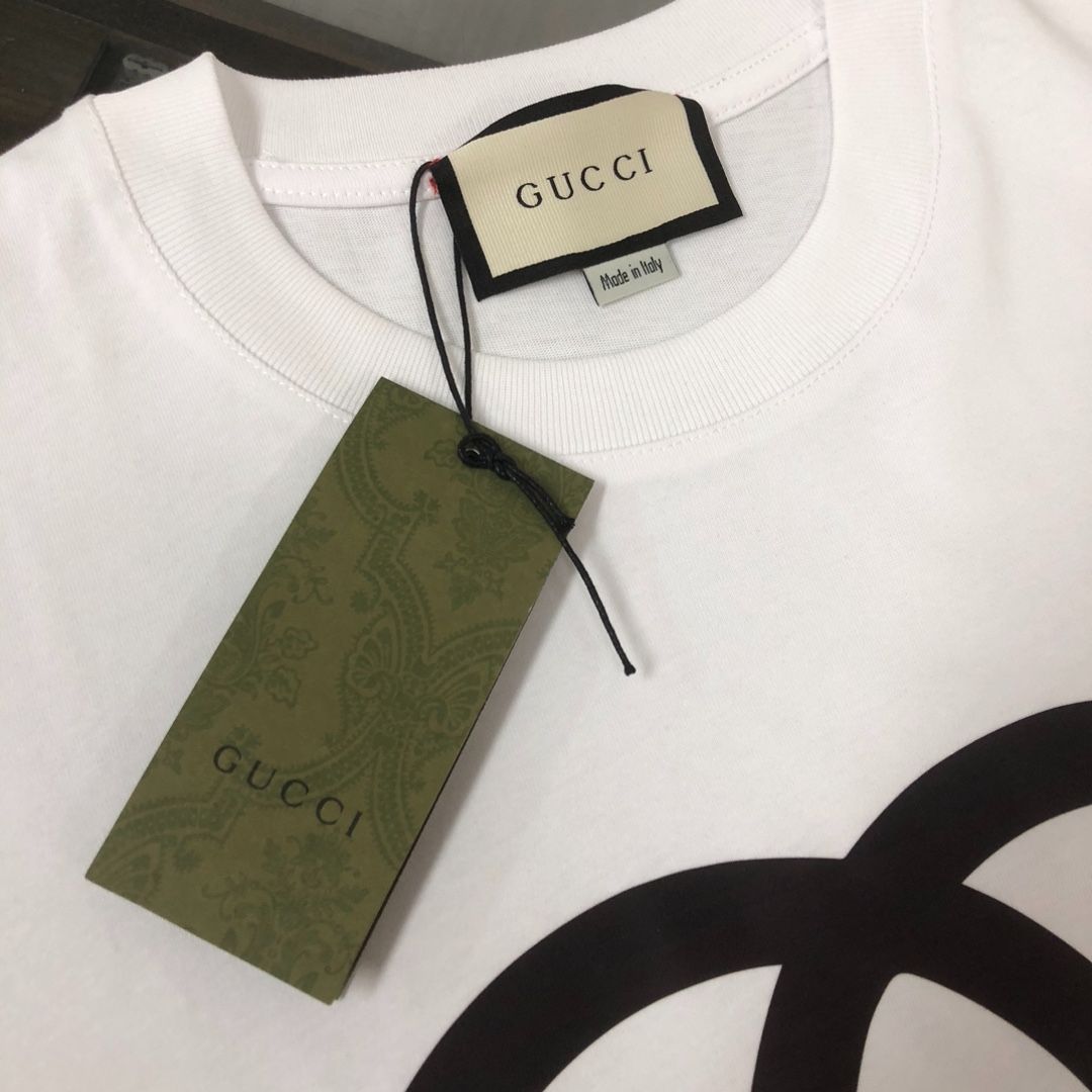【本日限定特価】GUCCI 夏季新款 カップル用 綿100% クルーネックTシャツ ブラック/ホワイト [本日特価|新品未使用品]